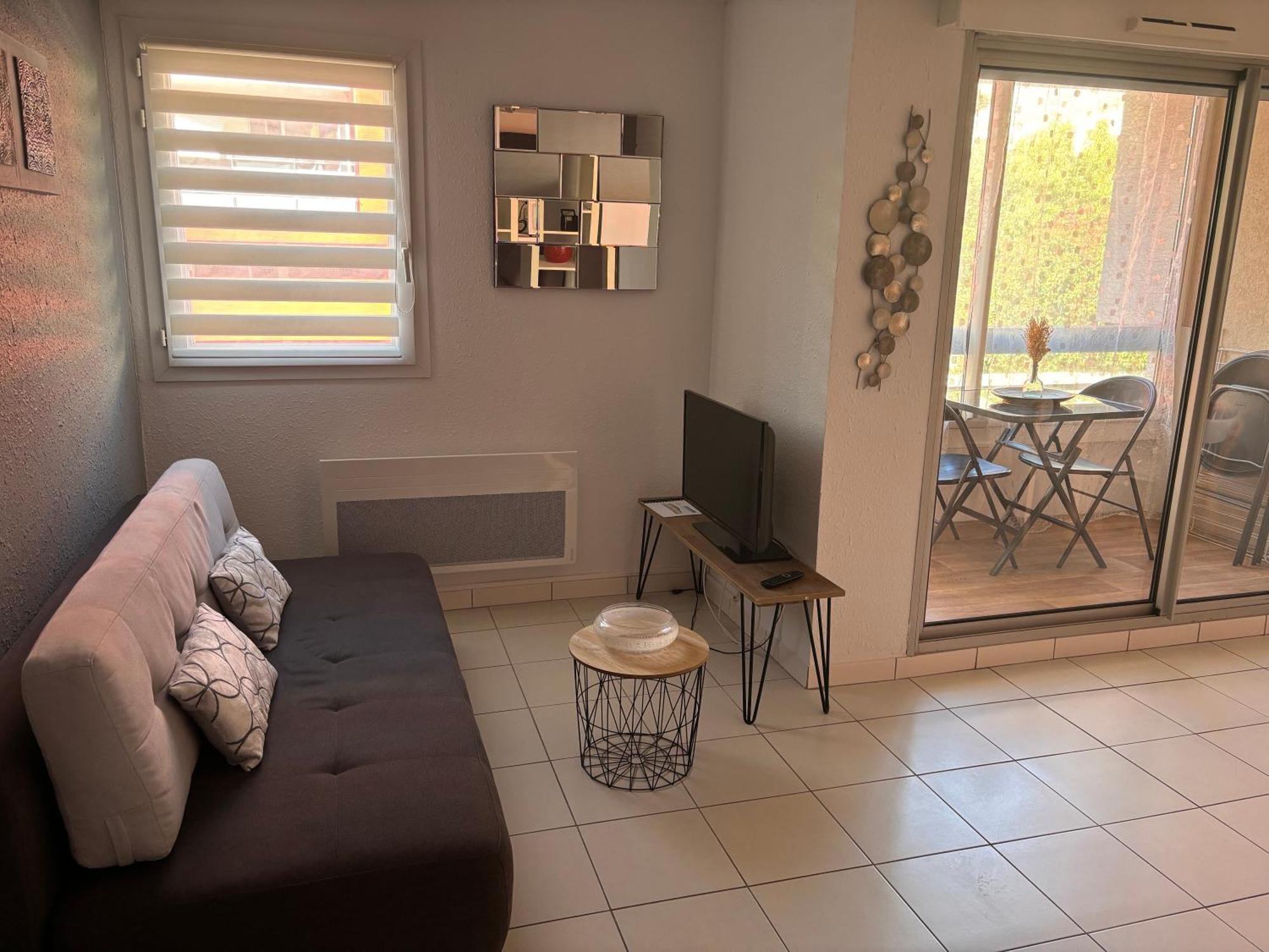 Classe 3 Etoiles Charmant Appartement Cosy Sur Sete Proche De Toutes Commodites, Parking Prive Exterior photo