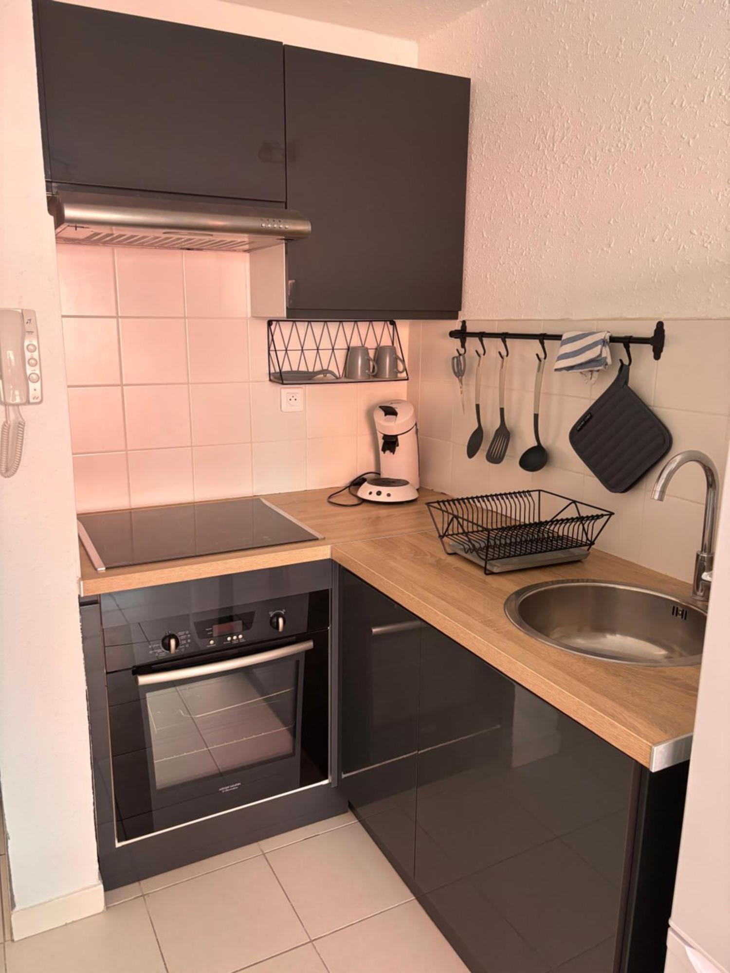 Classe 3 Etoiles Charmant Appartement Cosy Sur Sete Proche De Toutes Commodites, Parking Prive Exterior photo