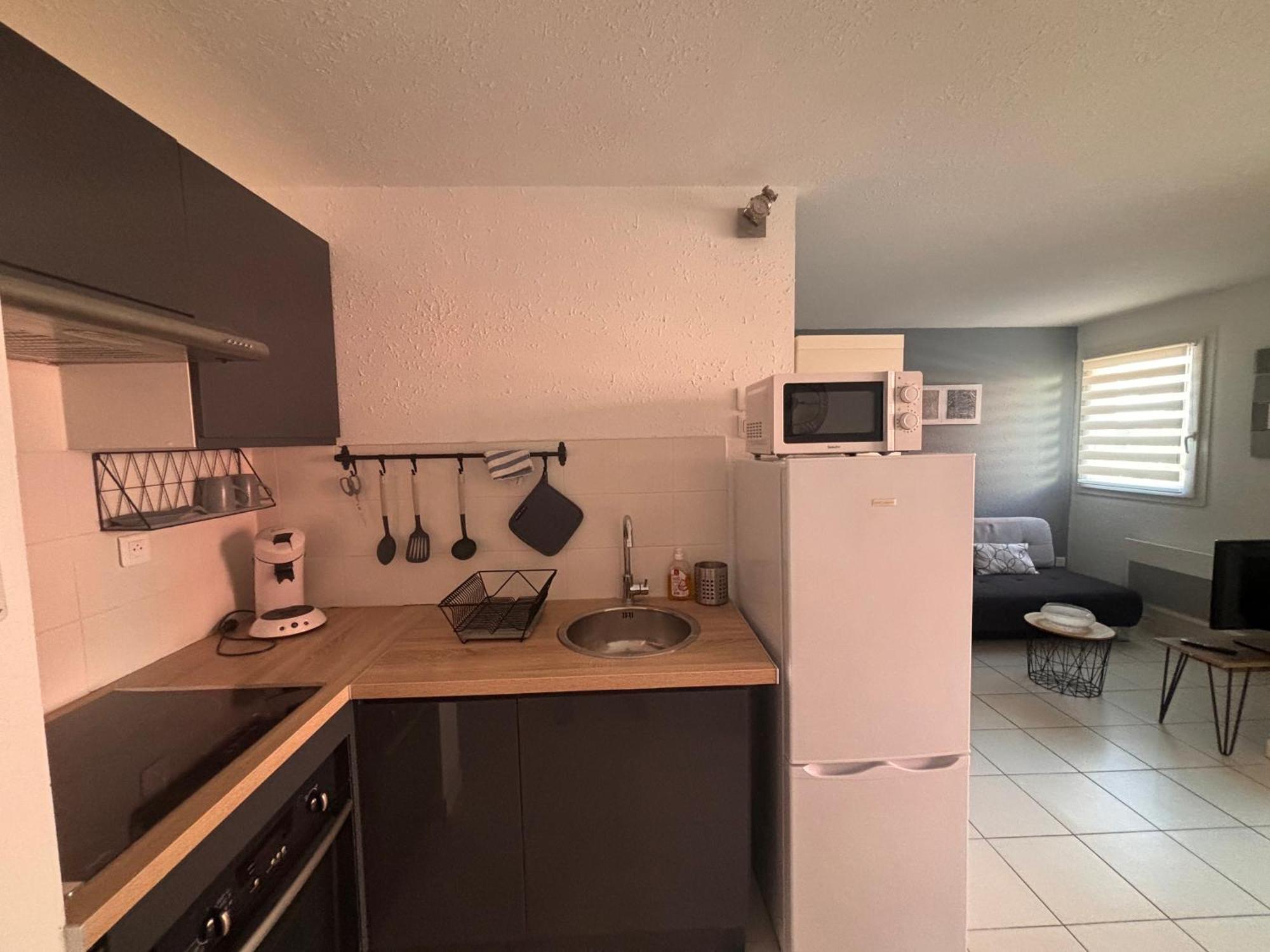 Classe 3 Etoiles Charmant Appartement Cosy Sur Sete Proche De Toutes Commodites, Parking Prive Exterior photo