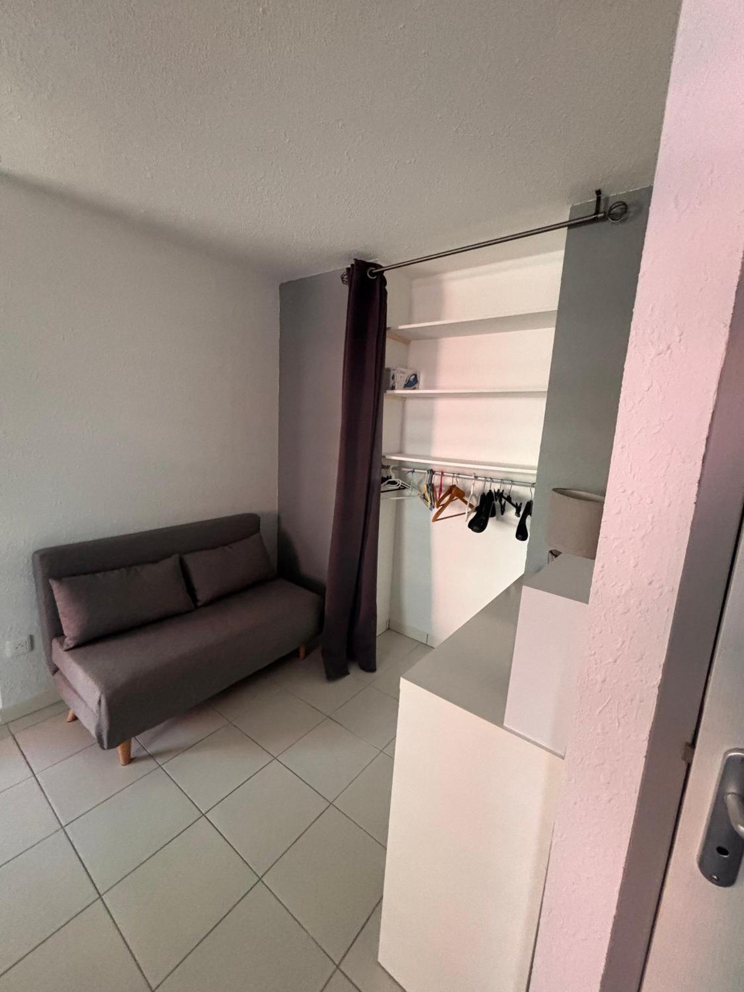 Classe 3 Etoiles Charmant Appartement Cosy Sur Sete Proche De Toutes Commodites, Parking Prive Exterior photo