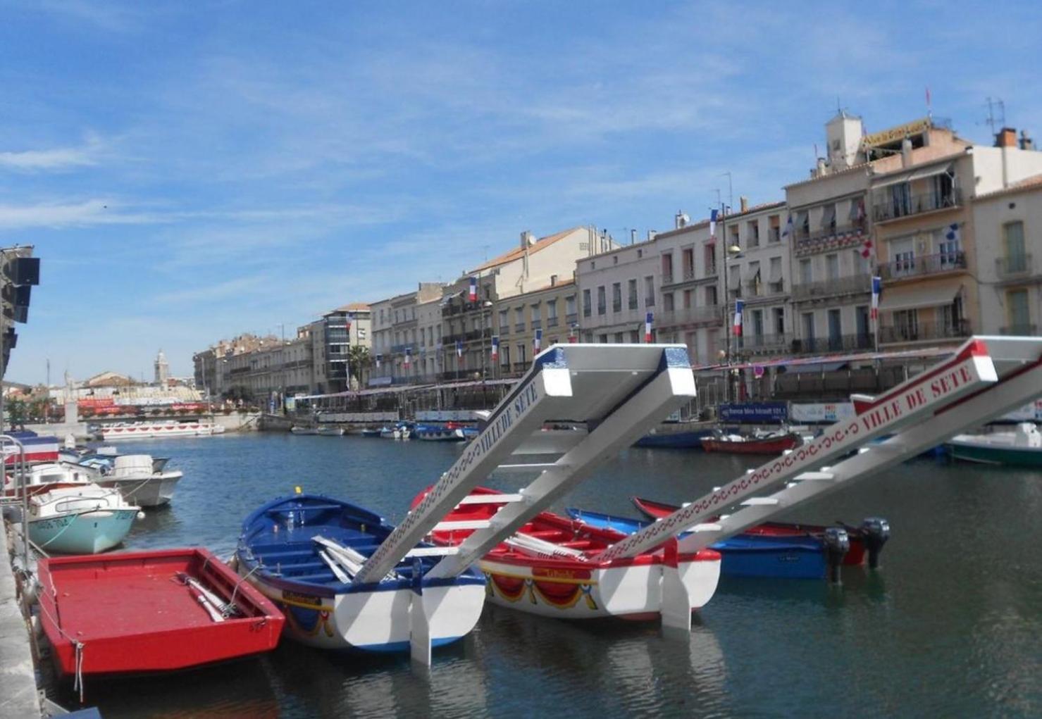 Classe 3 Etoiles Charmant Appartement Cosy Sur Sete Proche De Toutes Commodites, Parking Prive Exterior photo